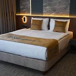 Tetrainn 4*